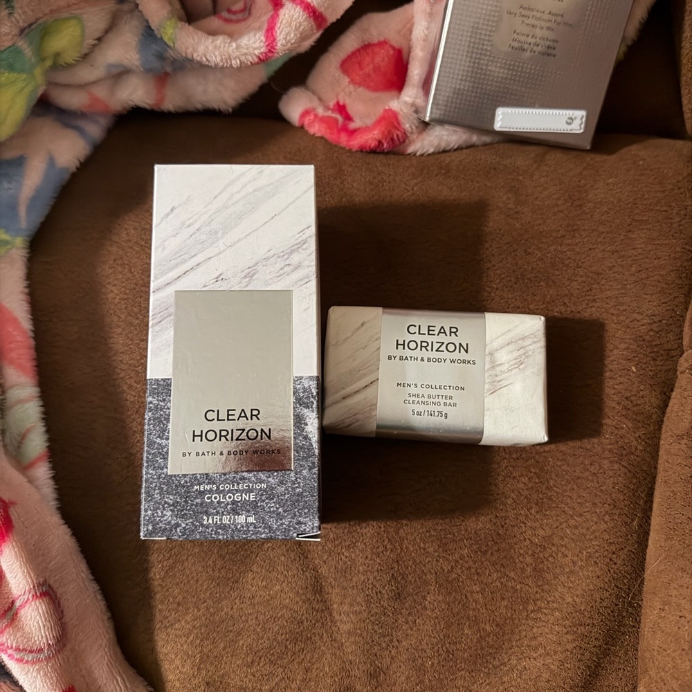 Bath & Body works mens clear horizon and soap bar discontinued new